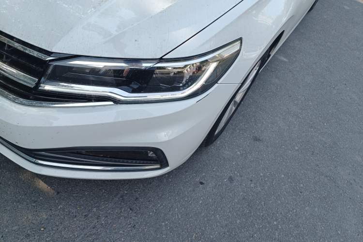 Used Volkswagen Bora 2019 1.5L Automatic Comfort Model Left Front Headlight