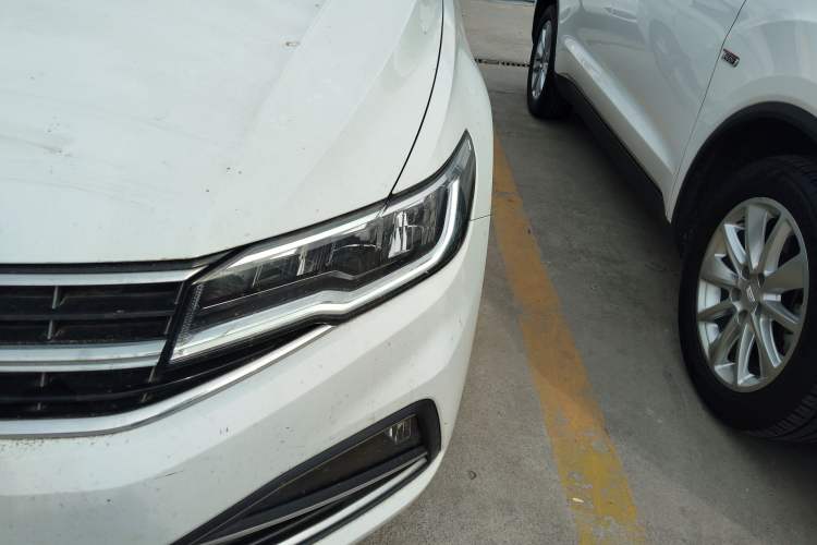Used Volkswagen Bora 2019 Revised Version 1.5L Automatic Comfort Edition China VI Standard Left Front Headlight