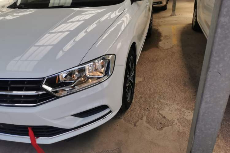 Used Volkswagen Bora 2019 Bora Legend 1.5L Automatic Leading Model China VI Standard Left Front Headlight