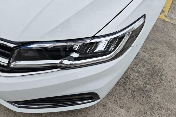 Used Volkswagen Bora 2019 Revised Version 1.5L Automatic Comfort Edition China VI Standard Left Front Headlight