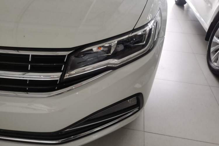 Used Volkswagen Bora 2019 Revised Version 280TSI DSG Elite Edition China VI Standard Left Front Headlight
