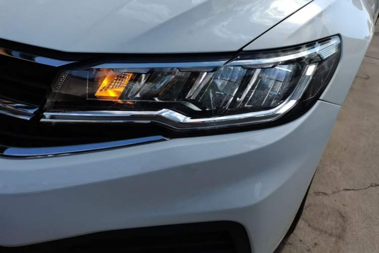 Used Volkswagen Bora 2019 1.5L Manual Fashion Edition Left Front Headlight