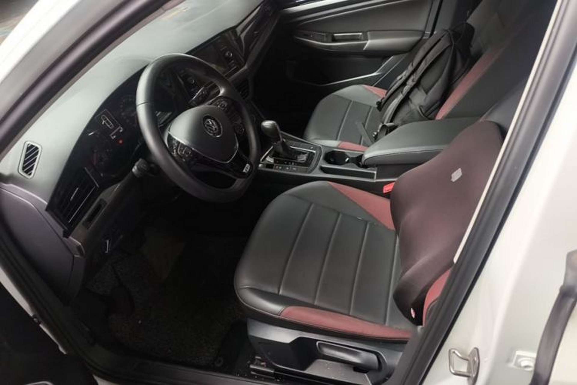Used Volkswagen Bora 2019 Revised Version 1.5L Automatic Elite Edition China VI Standard Left Front Seat