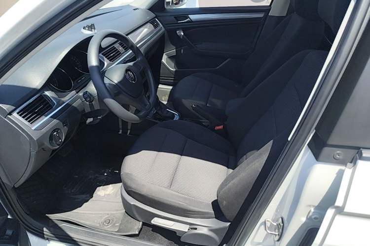 Used Volkswagen Bora 2019 Facelift Bora·Legend 1.5L Automatic Fashion Edition China VI Standard Left Front Seat
