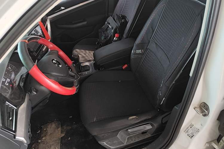 Used Volkswagen Bora 2019 1.5L Manual Fashion Edition Left Front Seat