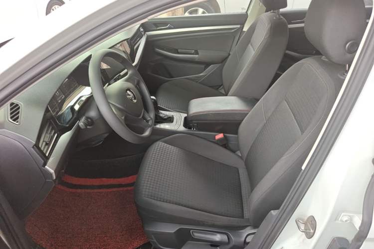 Used Volkswagen Bora 2019 Revised Version 1.5L Automatic Fashionable Style China VI Left Front Seat