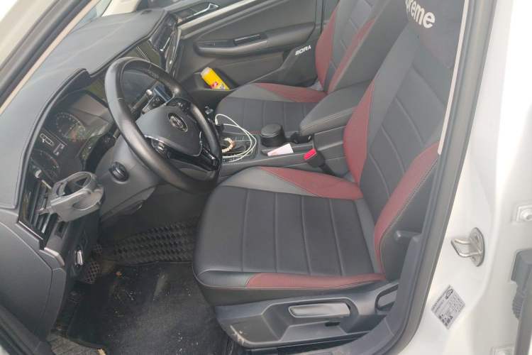 Used Volkswagen Bora 2019 1.5L Automatic Elite Version Left Front Seat