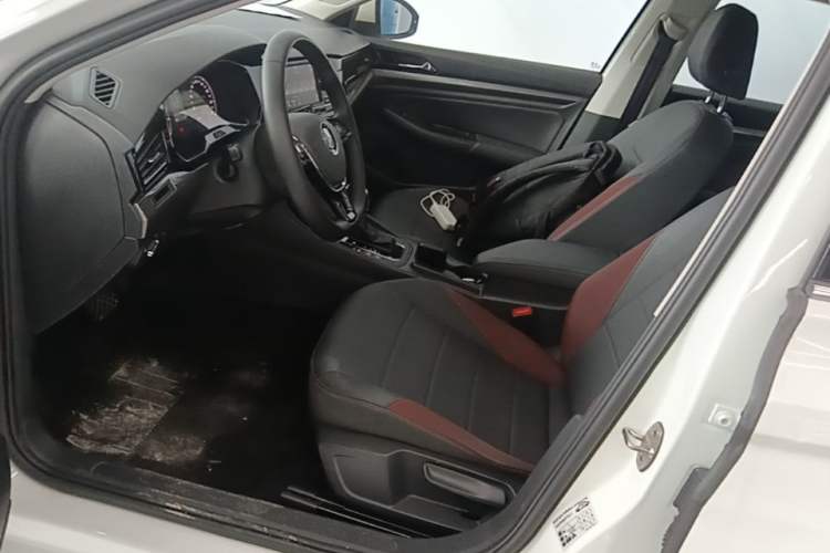 Used Volkswagen Bora 2019 Revised Version 1.5L Automatic Elite Edition China V Standard Left Front Seat