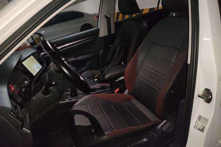 Used Volkswagen Bora 2019 1.5L Manual Comfort Version Left Front Seat