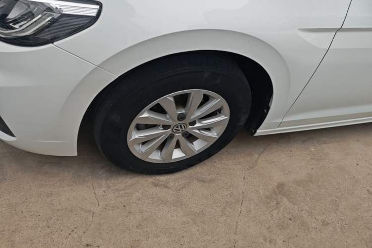 Used Volkswagen Bora 2019 Revised Version 1.5L Automatic Fashionable Style China VI Left Front Wheel Hub