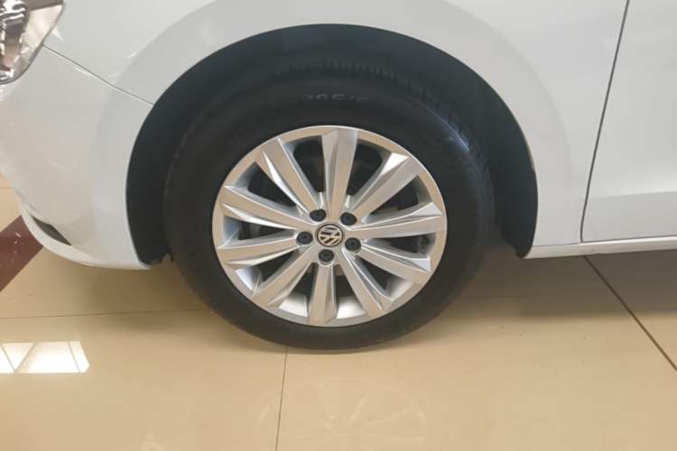 Used Volkswagen Bora 2019 Facelift Bora·Legend 1.5L Automatic Fashion Edition China VI Standard Left Front Wheel Hub