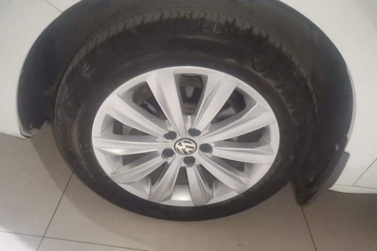 Used Volkswagen Bora 2019 Bora Legend 1.5L Manual Fashion Edition China VI Standard Left Front Wheel Hub