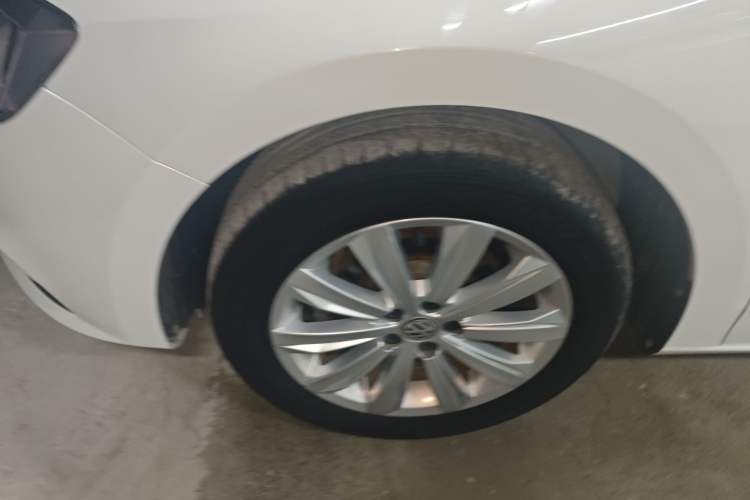 Used Volkswagen Bora 2019 Facelift Bora·Legend 1.5L Automatic Fashion Edition China VI Standard Left Front Wheel Hub
