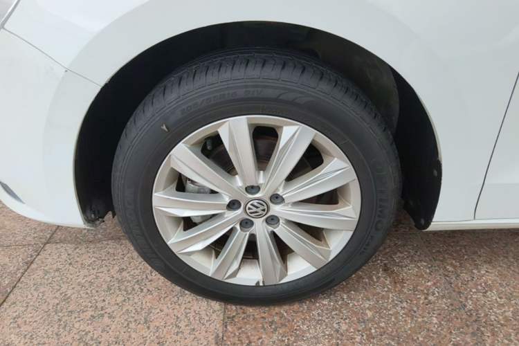 Used Volkswagen Bora 2019 Facelift Bora·Legend 1.5L Automatic Fashion Edition China VI Standard Left Front Wheel Hub