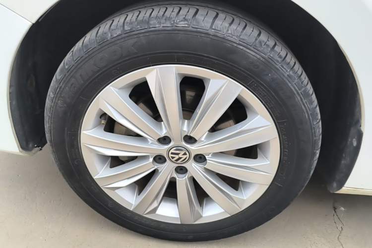 Used Volkswagen Bora 2019 Facelift Bora·Legend 1.5L Automatic Fashion Edition China VI Standard Left Front Wheel Hub