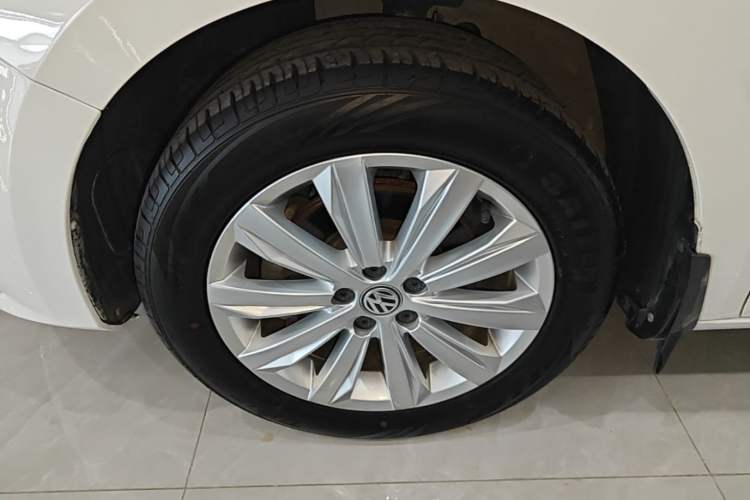Used Volkswagen Bora 2019 Bora·Legend 1.5L Automatic Fashion Edition China VI Standard Left Front Wheel Hub
