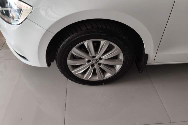 Used Volkswagen Bora 2019 Facelift Bora·Legend 1.5L Automatic Fashion Edition China VI Standard Left Front Wheel Hub