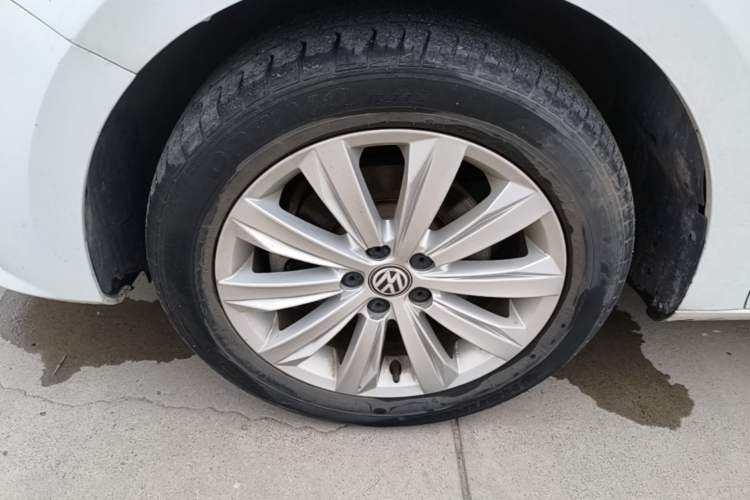 Used Volkswagen Bora 2019 Facelift Bora·Legend 1.5L Automatic Fashion Edition China VI Standard Left Front Wheel Hub