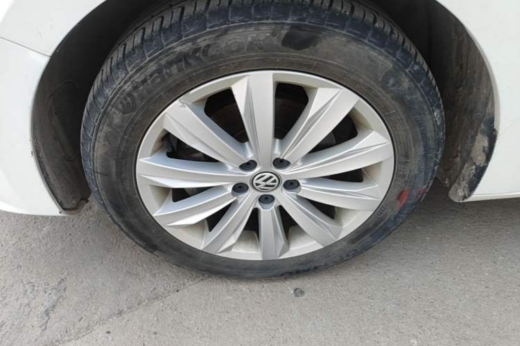 Used Volkswagen Bora 2019 Facelift Bora·Legend 1.5L Automatic Fashion Edition China VI Standard Left Front Wheel Hub