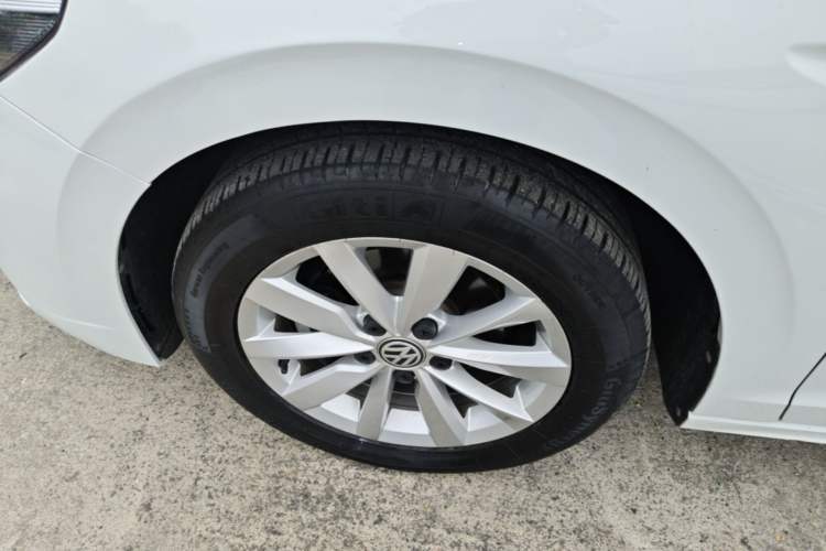 Used Volkswagen Bora 2019 Revised Version 1.5L Automatic Comfort Edition China VI Standard Left Front Wheel Hub