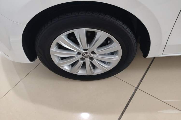 Used Volkswagen Bora 2019 Facelift Bora·Legend 1.5L Automatic Fashion Edition China VI Standard Left Front Wheel Hub