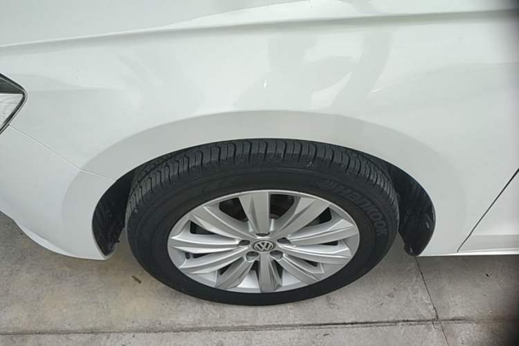Used Volkswagen Bora 2019 Facelift Bora·Legend 1.5L Automatic Fashion Edition China VI Standard Left Front Wheel Hub