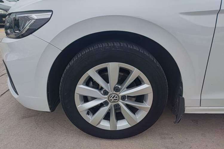 Used Volkswagen Bora 2019 Revised Version 280TSI DSG Elite Edition China V Standard Left Front Wheel Hub