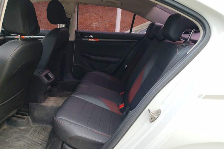 Used Volkswagen Bora 2019 Revised Version 1.5L Manual Comfort Edition China VI Standard Left Rear Seat