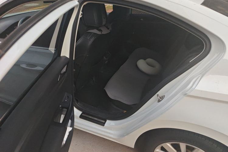 Used Volkswagen Bora 2019 1.5L Automatic Elite Version Left Rear Seat