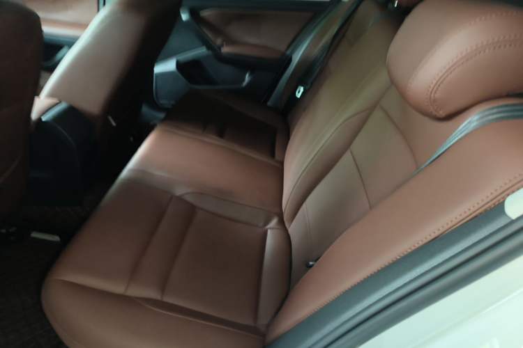 Used Volkswagen Bora 2019 Facelift Bora·Legend 1.5L Automatic Fashion Edition China VI Standard Left Rear Seat