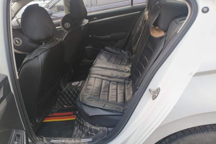 Used Volkswagen Bora 2019 1.5L Automatic Fashion Model Left Rear Seat