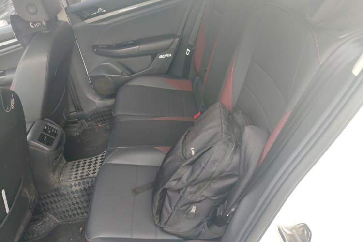 Used Volkswagen Bora 2019 1.5L Automatic Elite Version Left Rear Seat