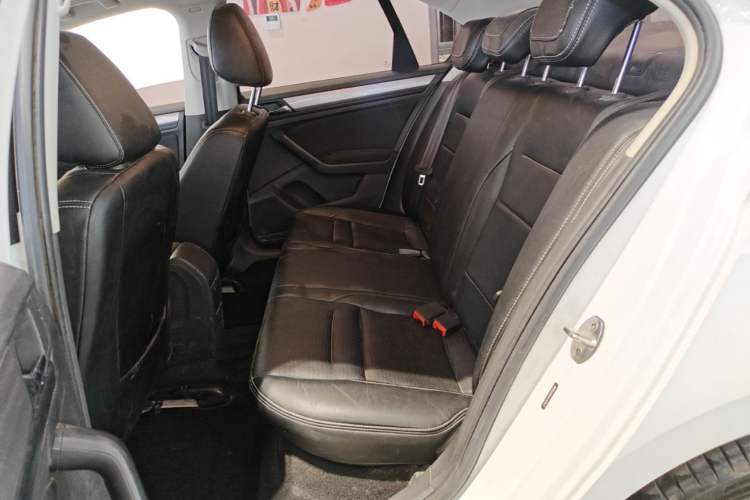 Used Volkswagen Bora 2019 Bora·Legend 1.5L Manual Fashion Edition China V Standard Left Rear Seat