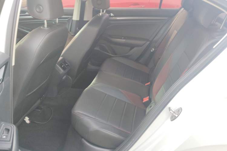 Used Volkswagen Bora 2019 Revised Version 1.5L Automatic Elite Edition China V Standard Left Rear Seat