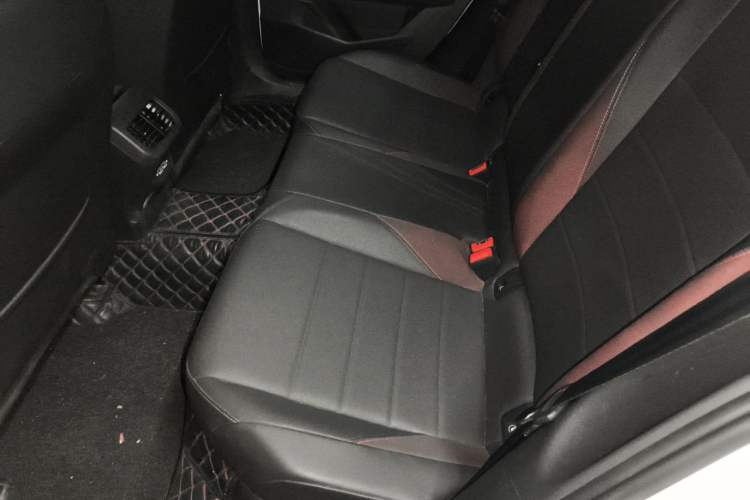 Used Volkswagen Bora 2019 Revised Version 1.5L Automatic Elite Edition China VI Standard Left Rear Seat