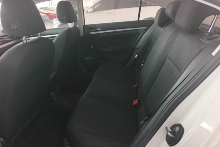 Used Volkswagen Bora 2019 Revised Version 1.5L Automatic Fashionable Style China VI Left Rear Seat