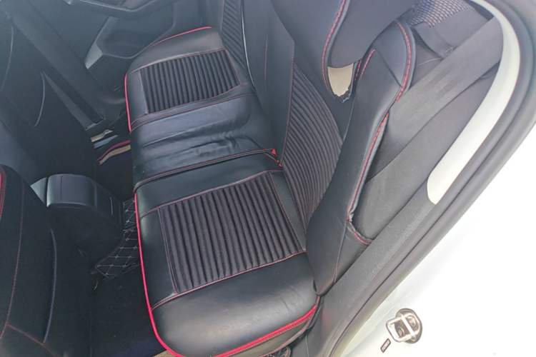 Used Volkswagen Bora 2019 Facelift Bora·Legend 1.5L Automatic Fashion Edition China VI Standard Left Rear Seat