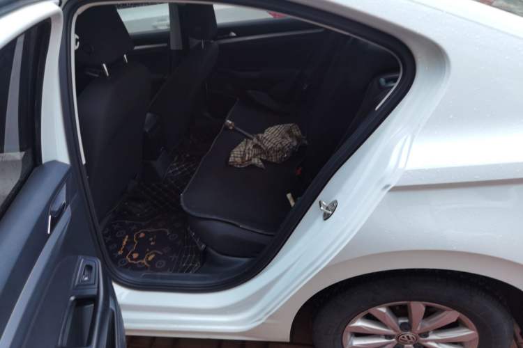 Used Volkswagen Bora 2019 1.5L Automatic Fashion Model Left Rear Seat