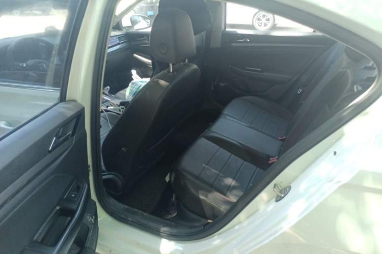 Used Volkswagen Bora 2019 Revised Version 1.5L Automatic Comfort Edition China VI Standard Left Rear Seat