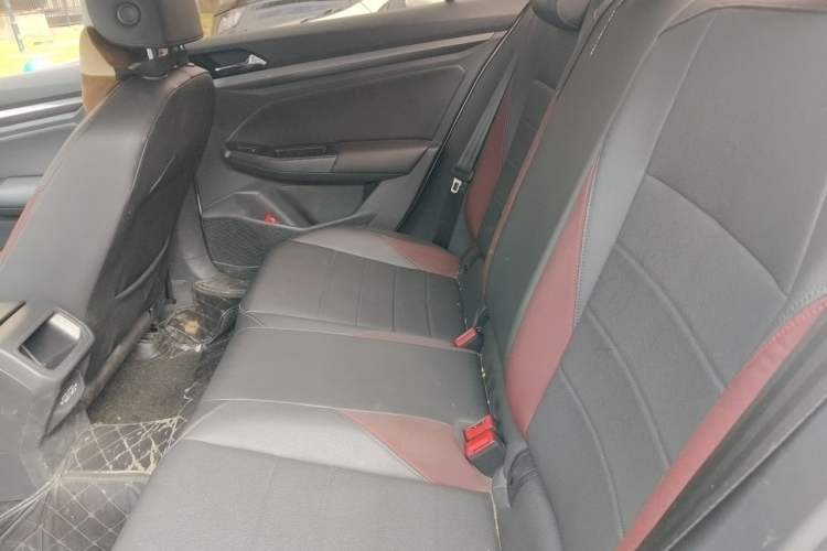 Used Volkswagen Bora 2019 Revised Version 1.5L Automatic Comfort Edition China V Standard Left Rear Seat