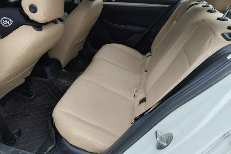 Used Volkswagen Bora 2019 1.5L Manual Fashion Edition Left Rear Seat