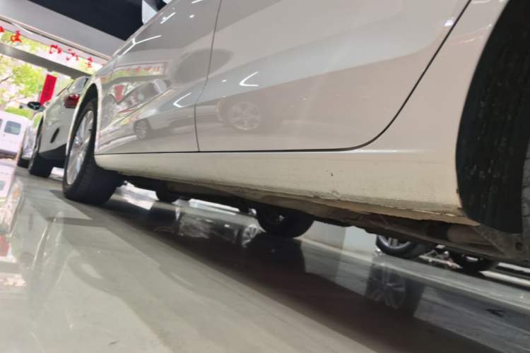 Used Volkswagen Bora 2019 Bora·Legend 1.5L Automatic Fashion Edition China VI Standard Left Side Sill