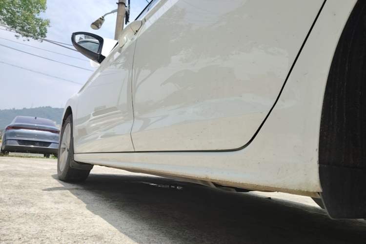 Used Volkswagen Bora 2019 Revised Version 1.5L Automatic Comfort Edition China V Standard Left Side Sill
