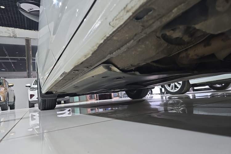 Used Volkswagen Bora 2019 1.5L Automatic Fashion Model Left Side Sill