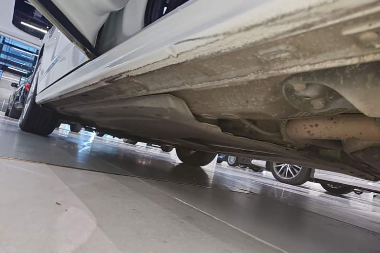 Used Volkswagen Bora 2019 280TSI DSG Elite Model Left Side Sill