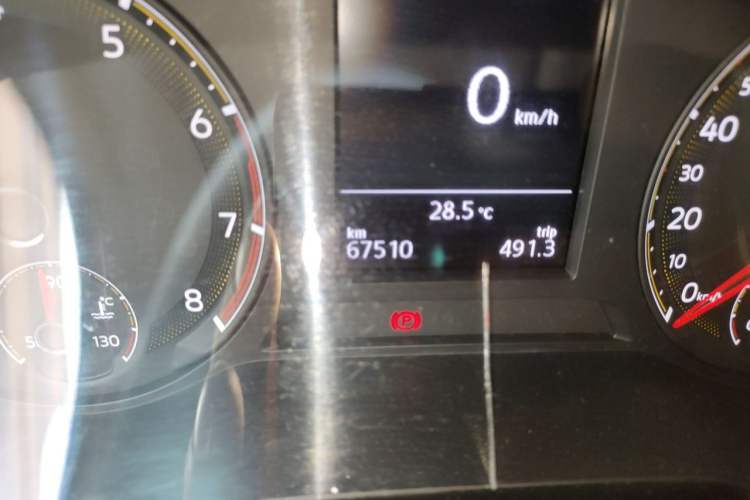 Used Volkswagen Bora 2019 Revised Version 1.5L Automatic Fashionable Style China VI Odometer Close Up