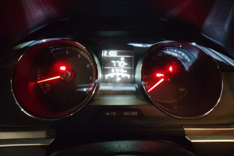 Used Volkswagen Bora 2019 Bora Legend 1.5L Manual Fashion Edition China VI Standard Odometer Close Up