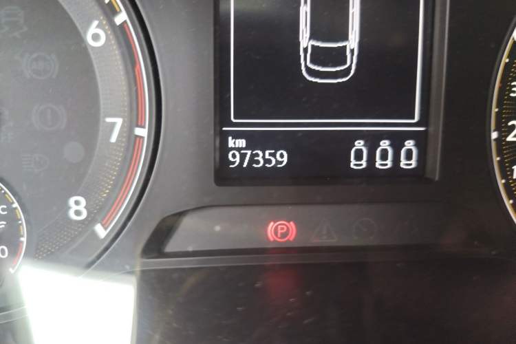 Used Volkswagen Bora 2019 1.5L Automatic Elite Version Odometer Close Up