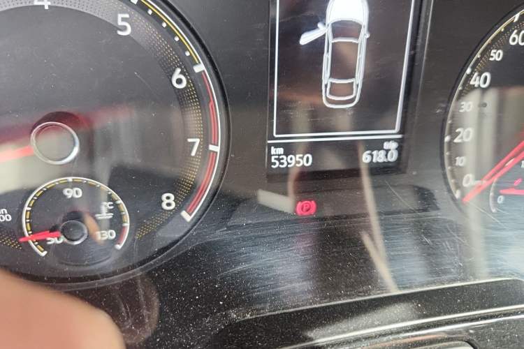 Used Volkswagen Bora 2019 1.5L Automatic Elite Version Odometer Close Up
