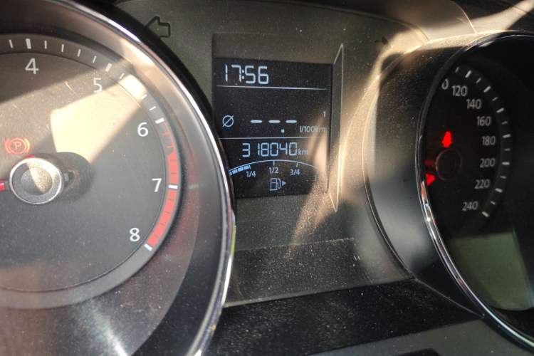 Used Volkswagen Bora 2019 Bora Legend 1.5L Manual Fashion Edition China VI Standard Odometer Close Up